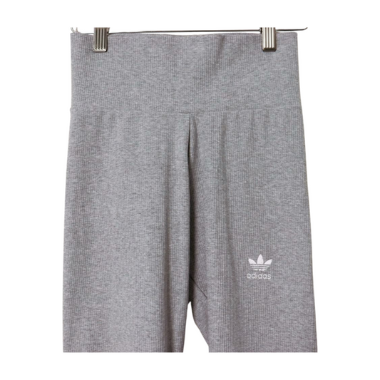 Pantaloni scurți Adidas, mărimea 34, PN0130 - La’Runa